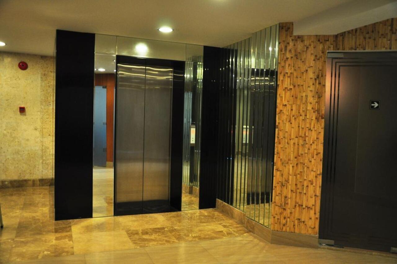 Goldberry Suites & Hotel Mactan Đảo Mactan Ngoại thất bức ảnh