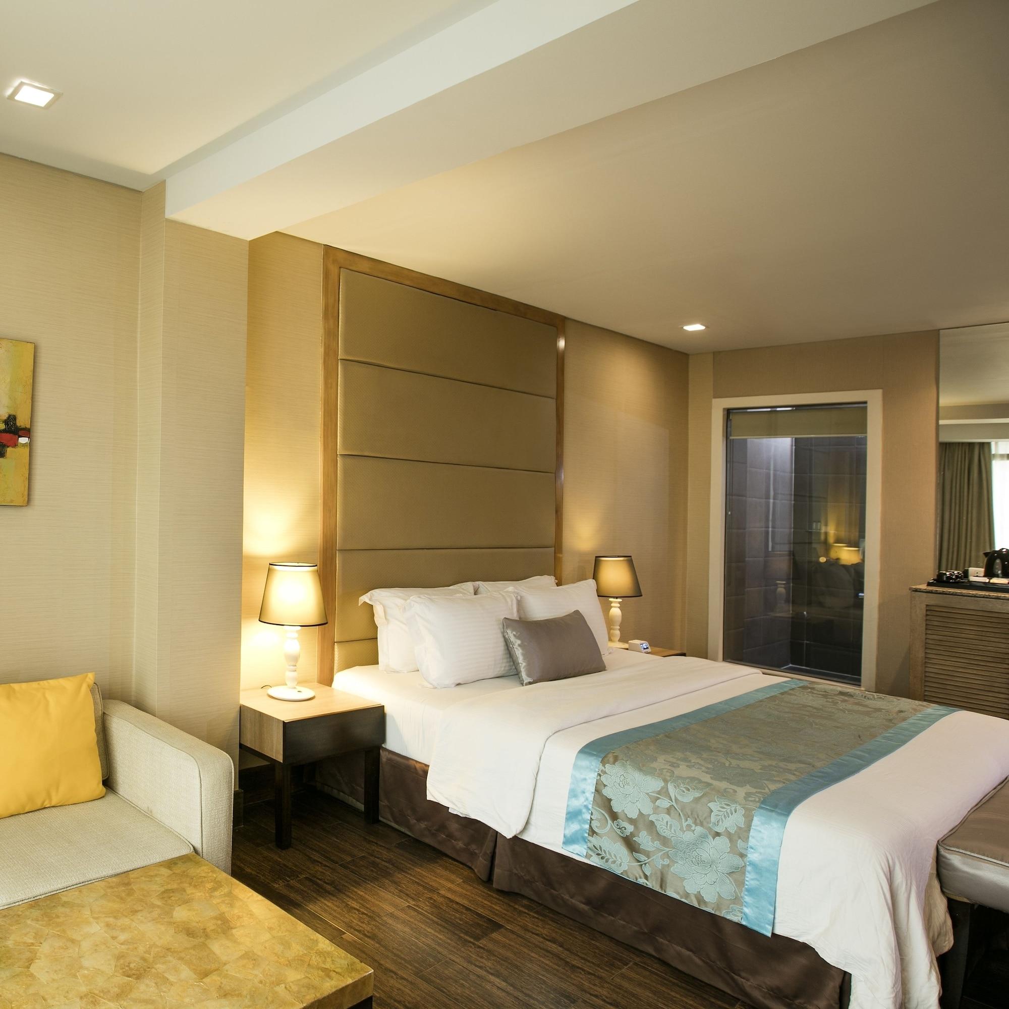 Goldberry Suites & Hotel Mactan Đảo Mactan Ngoại thất bức ảnh